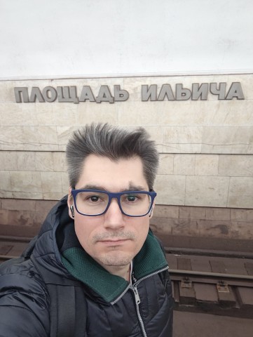 Площадь Ильича